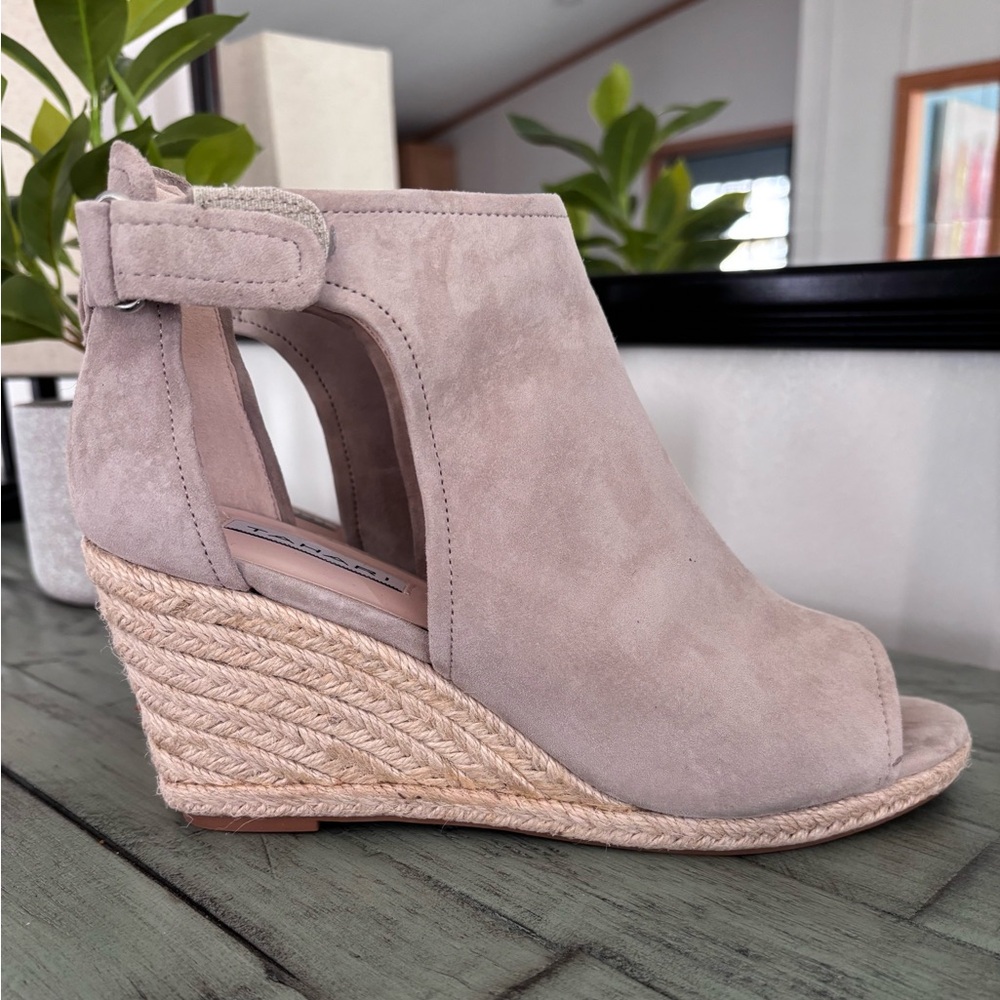 Tahari Jamie Lee Leather Espadrille Wedge Sandals Size 8M